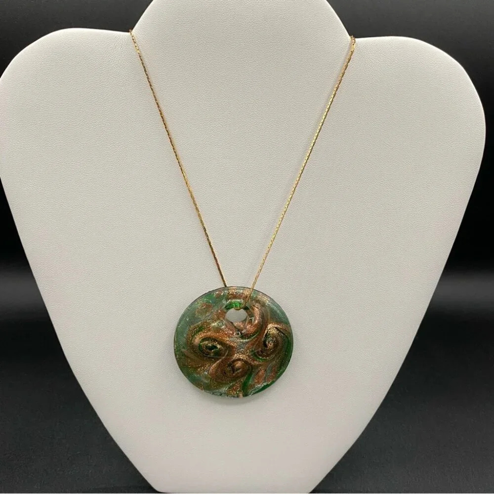 Stunning Venice Murano Green Glass Pendant  and Earring Set - Picture 9 of 15
